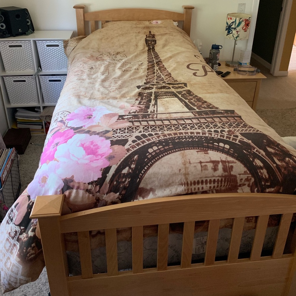 Issimo Paris Duvet Cover and Pillow Case